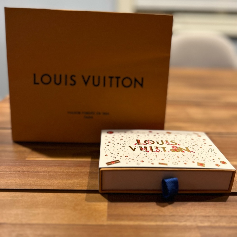 Louis Vuitton shopping bag, holiday cover & box- from Paris flagship store